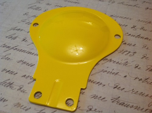 Car badge yellow - aa,