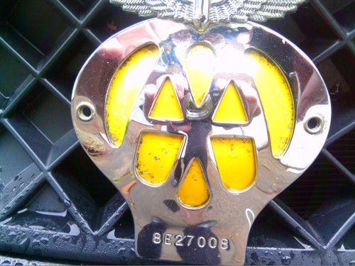 Car badge emblem 8e27008 - car,