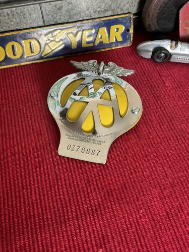 Vintage car badge aa member - vintage,