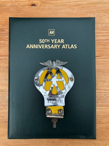 Car badge 1957 - aa,