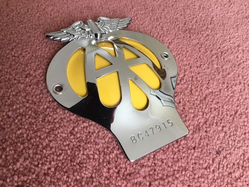 Vintage car badge aa - badge, (
